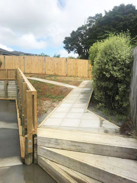 Retaining Wall Steps Path